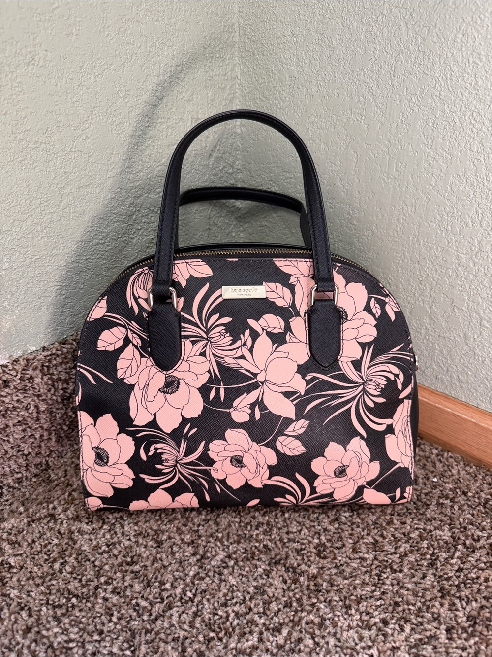 ♠️kate spade♠️ - Reiley Laurel Way Gardenia Dome Satchel